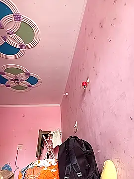 Snapshot of amitkumarkangra chatting on 10.27.25 amitkumarkangra online show from 10.27.25