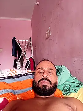 Snapshot of amitkumarkangra chatting on 10.30.25 amitkumarkangra online show from 10.30.25