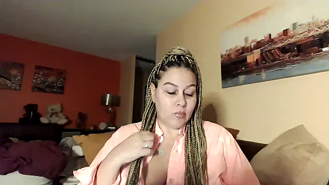 number1slut online show from 12.18.24