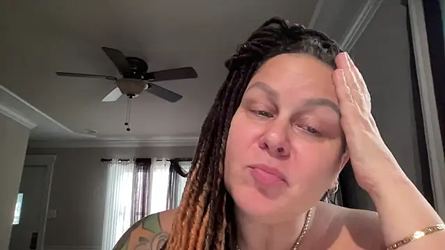 number1slut online show from 01.31.26