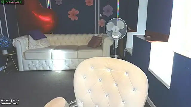 Snapshot of Wendy_Waves chatting on 06.30.26 Wendy Waves online show from 06.30.26