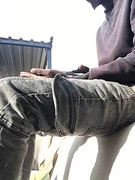 cuminsidebby online show from 04.15.26