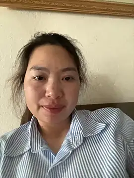 Nhung584 online show from 10.31.25