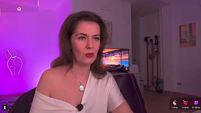 Witch in Silk online show from 11.05.25