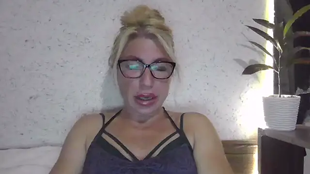 fox red lady7 online show from 10.02.25