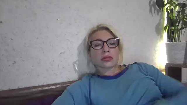 fox red lady7 online show from 10.07.25