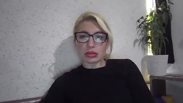 fox red lady7 online show from 10.13.25