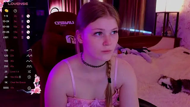 Snapshot of Jenny_Skinner20 chatting on 10.05.25 Jenny Skinner20 online show from 10.05.25