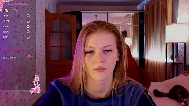 Snapshot of Jenny_Skinner20 chatting on 10.07.25 Jenny Skinner20 online show from 10.07.25