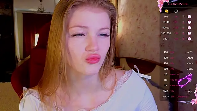 Snapshot of Jenny_Skinner20 chatting on 10.23.25 Jenny Skinner20 online show from 10.23.25