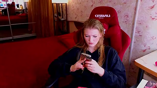 Snapshot of Jenny_Skinner20 chatting on 11.09.25 Jenny Skinner20 online show from 11.09.25