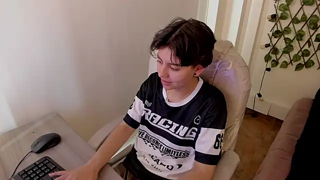 Snapshot of Nathaly_ds chatting on 10.16.25 Nathaly ds online show from 10.16.25