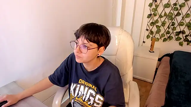 Snapshot of Nathaly_ds chatting on 11.12.25 Nathaly ds online show from 11.12.25