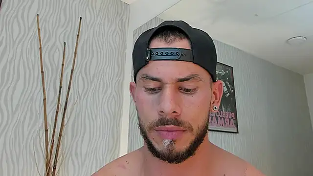 Snapshot of dylan_jacobx chatting on 07.16.26 dylan jacobx online show from 07.16.26