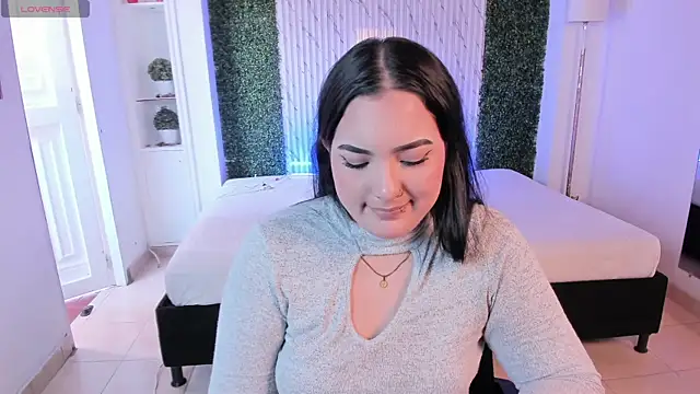 sofiacaramel online show from 11.26.25