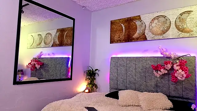 antonellastar24  online show from 10.10.25