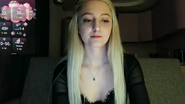 white liillyy online show from 10.19.25