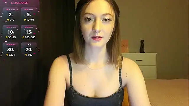 white liillyy online show from 03.15.26