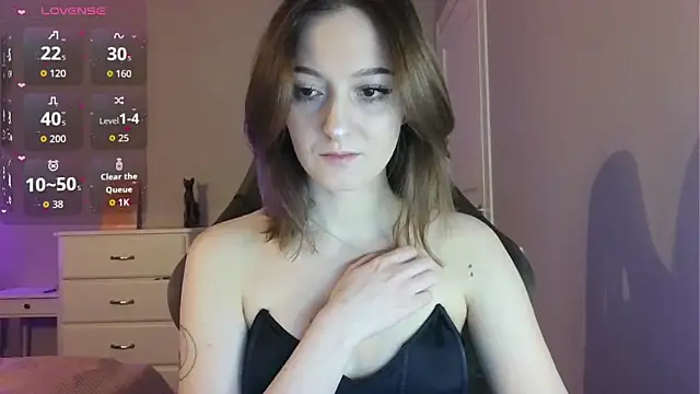 white liillyy online show from 04.21.26