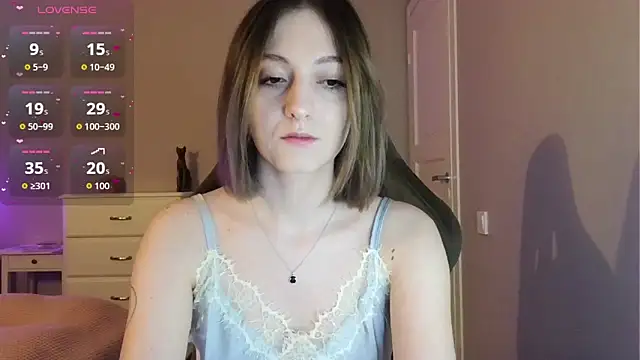 white liillyy online show from 05.28.26