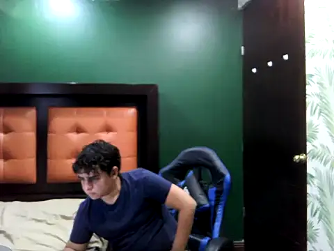 Snapshot of Thiagoforyou chatting on 11.02.25 Thiagoforyou online show from 11.02.25