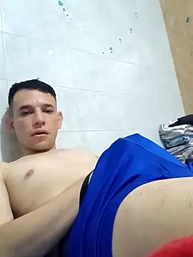 Snapshot of pacho013 chatting on 11.13.25 pacho013 online show from 11.13.25