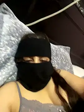 Snapshot of _Jori_ chatting on 10.19.25 Jori online show from 10.19.25