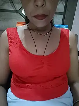 Paakhi-Singh online show from 07.18.26