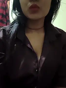 RAYI Queen 2 online show from 11.08.25