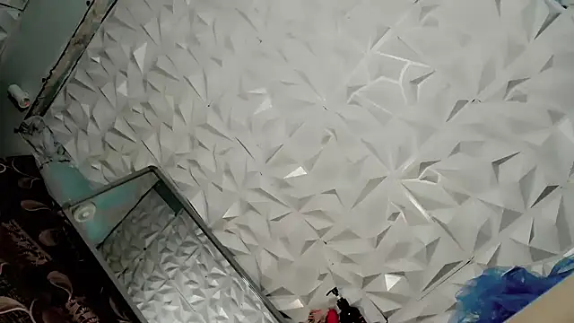 Snapshot of hugecockbabe chatting on 10.06.25 hugecockbabe online show from 10.06.25