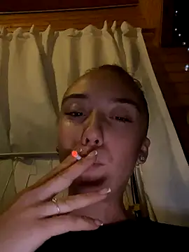 Snapshot of CristinaSww chatting on 09.11.25 CristinaSww online show from 09.11.25