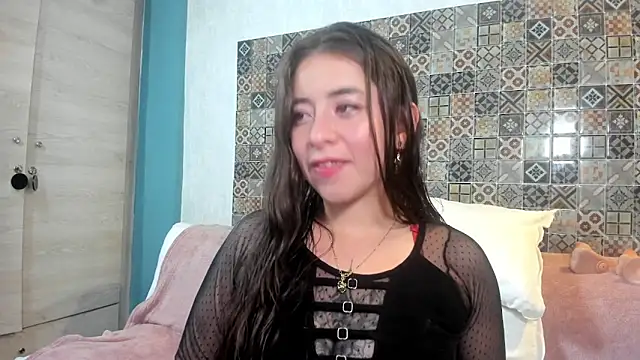 Snapshot of Keyla_ruiz_ chatting on 05.02.26 Keyla ruiz online show from 05.02.26