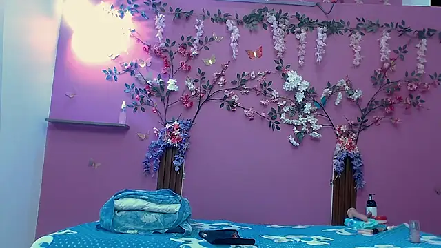 skinnybarbie022 online show from 09.26.25