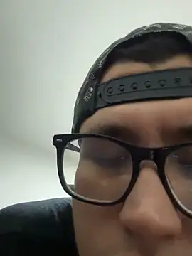 Kurtxxx22 online show from 11.05.25