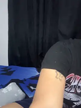 Kurtxxx22 online show from 11.16.25