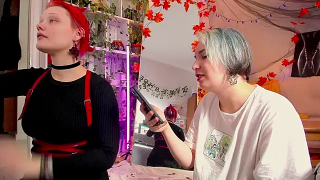 Snapshot of Sova173 chatting on 10.05.25 Sova173 online show from 10.05.25