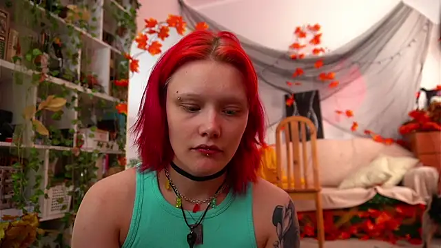 Snapshot of Sova173 chatting on 10.09.25 Sova173 online show from 10.09.25