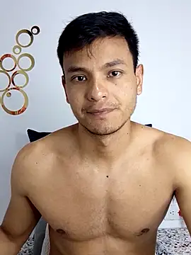 Valois2025 online show from 11.07.25