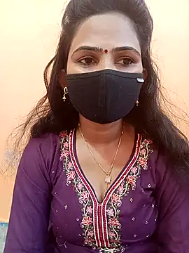 Snapshot of Shagun-Mishra chatting on 11.06.25 Shagun-Mishra online show from 11.06.25