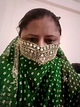 Snapshot of Sexey-Rani chatting on 10.07.25 Sexey-Rani online show from 10.07.25