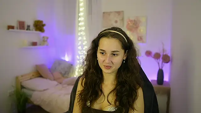 Snapshot of Annita_Grey chatting on 10.18.25 Annita Grey online show from 10.18.25