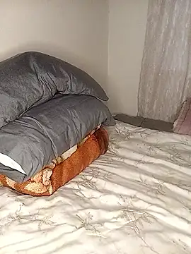 Snapshot of WaiterZim chatting on 01.18.26 WaiterZim online show from 01.18.26