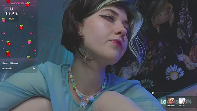 Snapshot of Miko_Meow chatting on 07.05.26 Miko Meow online show from 07.05.26