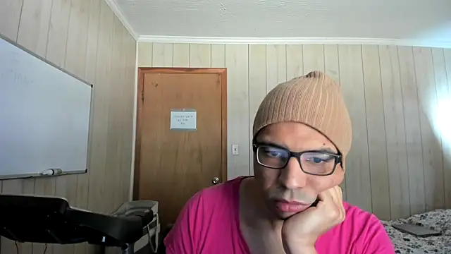 NaturalBeautyQueen online show from 10.14.25