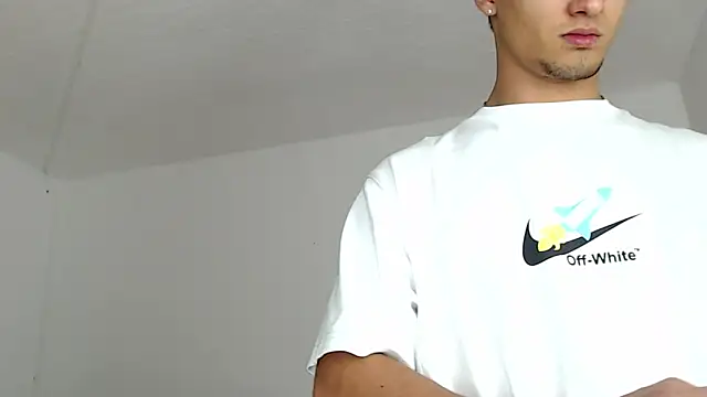 Alex mojica online show from 12.23.25