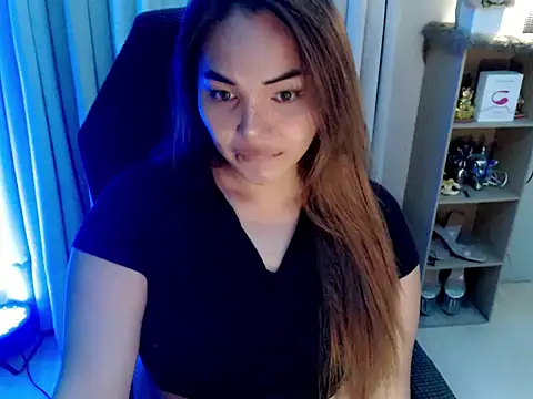 HolLyFaaCKer online show from 10.02.25