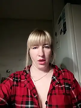 Snapshot of babyjessi chatting on 10.12.25 babyjessi online show from 10.12.25