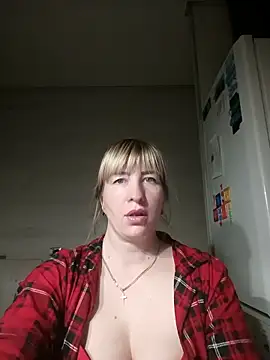 Snapshot of babyjessi chatting on 10.24.25 babyjessi online show from 10.24.25