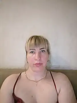 Snapshot of babyjessi chatting on 11.13.25 babyjessi online show from 11.13.25