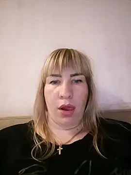 Snapshot of babyjessi chatting on 11.17.25 babyjessi online show from 11.17.25